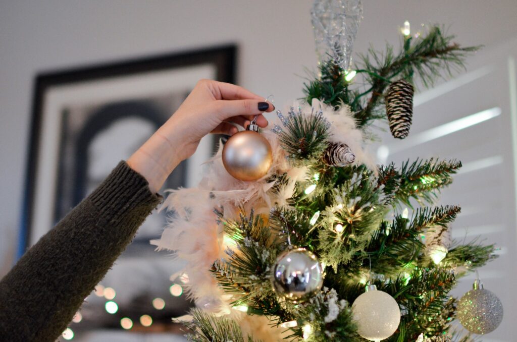 hanging Christmas tree ornaments
